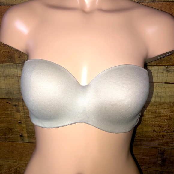 Victoria's Secret Other - Victoria's Secret Body by Victoria lined strapless bra